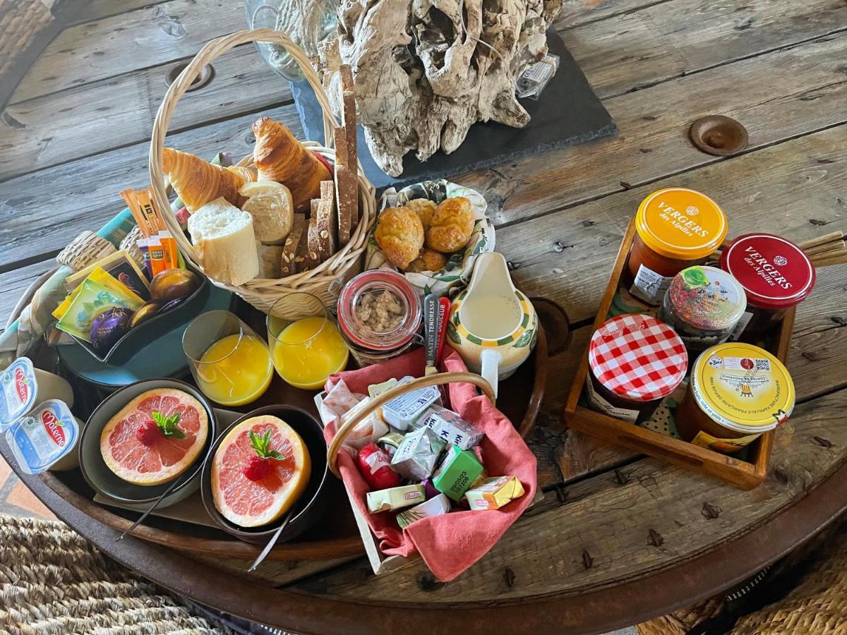 Mas De La Butte Blanche Bed and Breakfast Orgon Εξωτερικό φωτογραφία